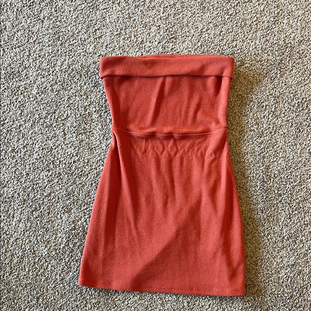 Hollister Social Tourist Women's Mini Dress in Rust